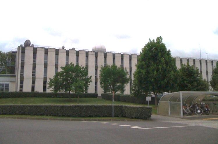 Centre national d'études spatiales - bâtiment radio-fréquence